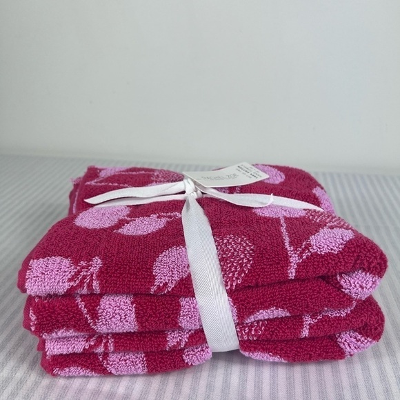 Rachel Zoe Red & Pink Cherry Hand Towels Set of 2 100% Cotton NEW - Picture 5 of 9